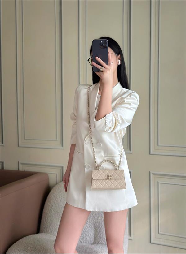 2026127215017319 590